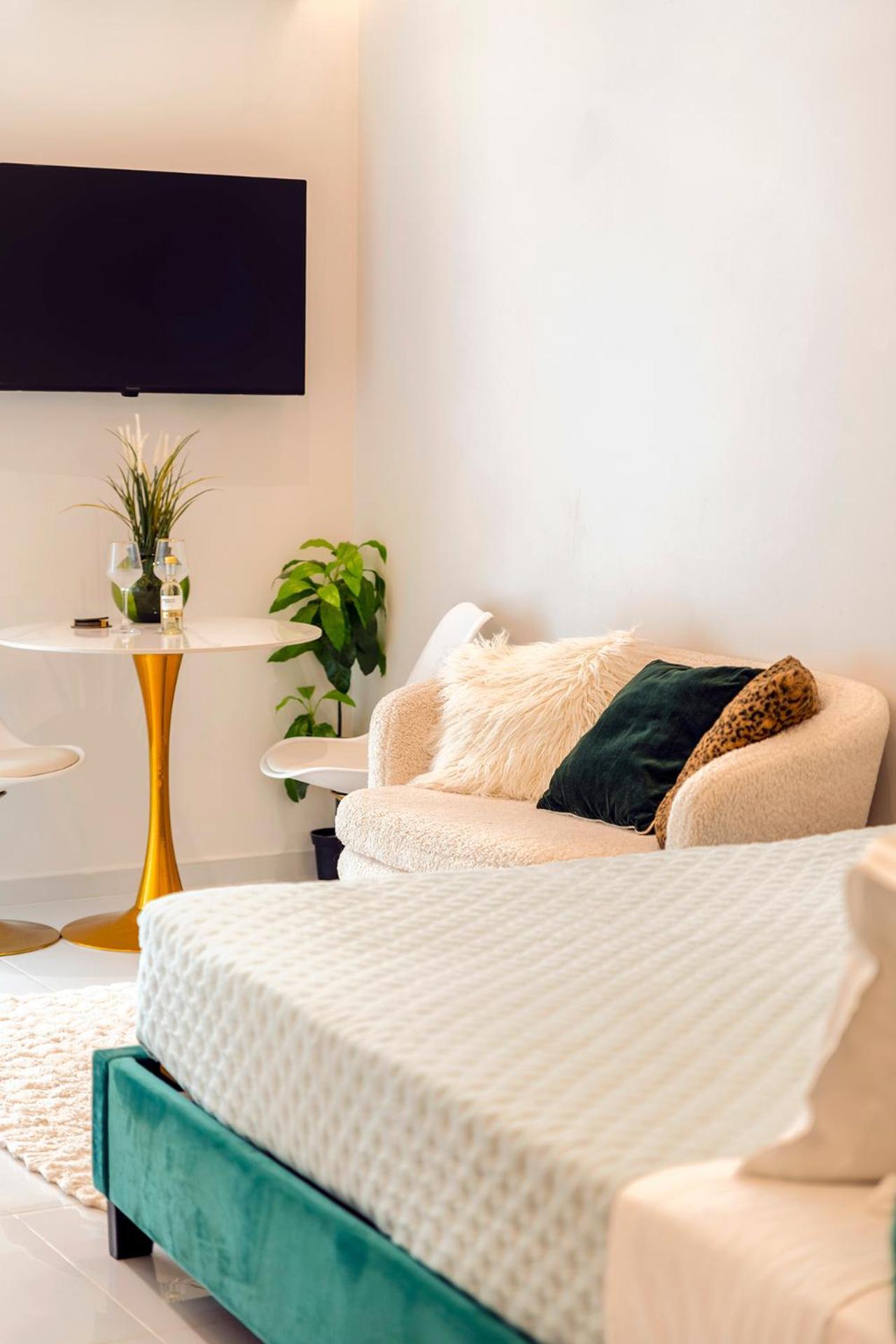 Boutique3436 Luxury Apartment Αθήνα Εξωτερικό φωτογραφία